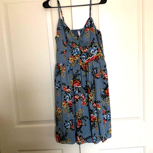 Xhilaration Dresses & Skirts - Blue Floral mid thigh Dress